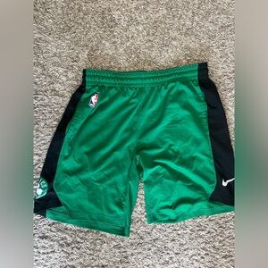 Boston celtics men’s shorts, Nike dri fit practice shorts, size XL